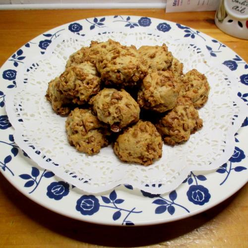 Biscuits aux pépites de caramel skor sans gras de Louise B. | Photo de Louise b.