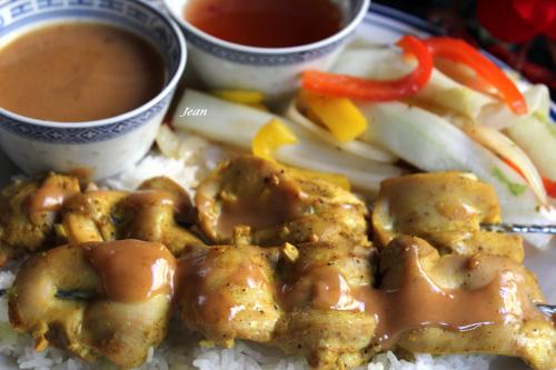 Brochettes de poulet, sauce aux arachides de Mireille | Photo de Nell