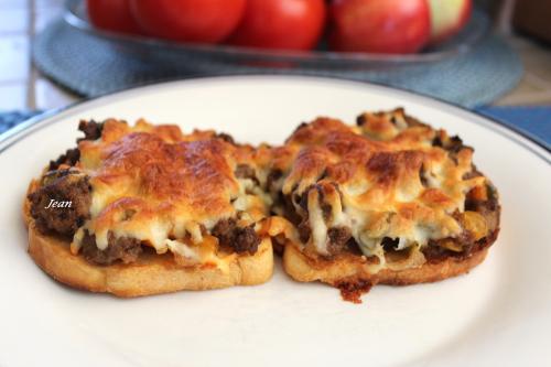 Bœuf haché gratiné sur toast de Nell | Photo de Nell