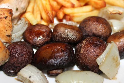 Champignons marinés à la chinoise, cuis ou cru de Nell | Photo de Nell