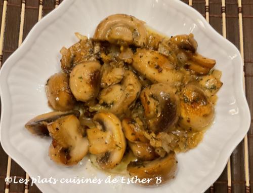 Champignons sautés dans une sauce au vin blanc de Estherb | Photo de Estherb