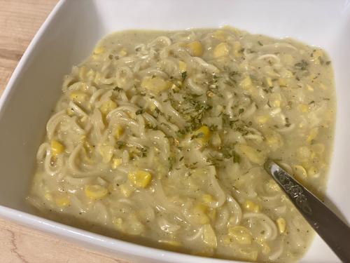 Chaudrée de maïs aux nouilles ramen de Brindilles | Photo de Mireille