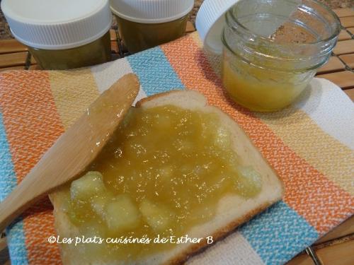 Confiture derhubarbe et de pommes de Esther B | Photo de Estherb