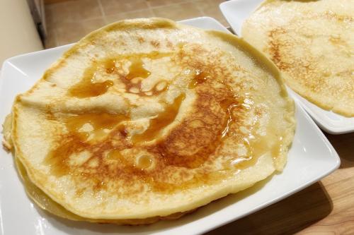 Crêpes, recette de base de Qu'est-Ce Qu'on Mange | Photo de Mireille