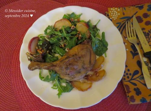 Cuisses de canard confites et salade tiède aux pommes + de Messidor