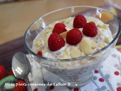 Déjeuner santé au cottage, yogourt et framboises de Esther B | Photo de Estherb