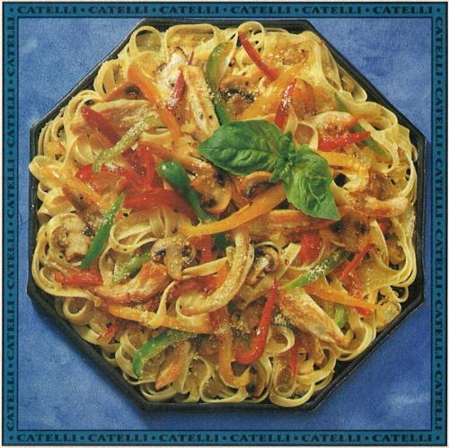 Fettuccine au poulet et aux trois poivrons de Catelli | Photo de PassionRecettes