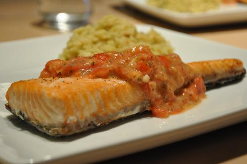 Filet de saumon sauce aux tomates cerises de Mireille | Photo de Mireille