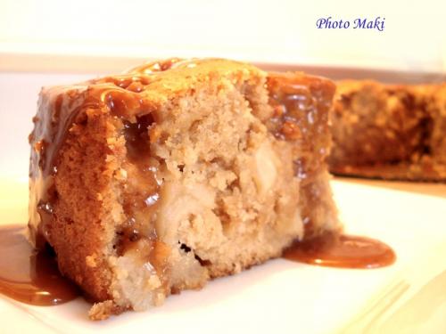 Gâteau strudel aux pommes, sauce au caramel