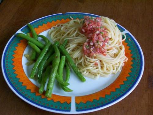 Haricots verts à l'ail et au citron saumurés de Caboche | Photo de PassionRecettes