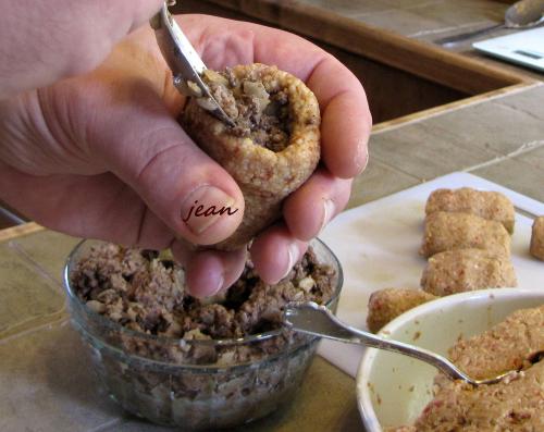 Kibbeh en boulettes, la technique de Nell | Photo de Nell