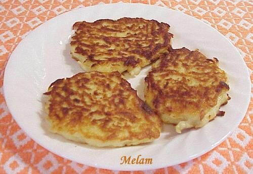 Latkes (petites galettes de pommes de terre) | Photo de Melam