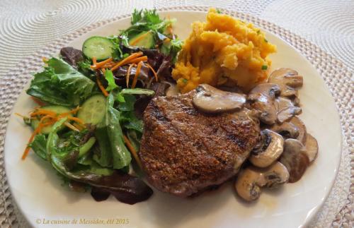 Médaillons de haut de surlonge bbq, sauce aux champignons et au whisky + de Messidor | Photo de Messidor