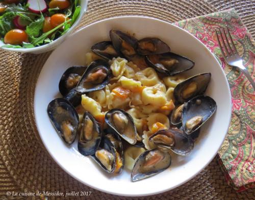 Moules au pesto et aux poivrons grillés + de Messidor | Photo de Messidor