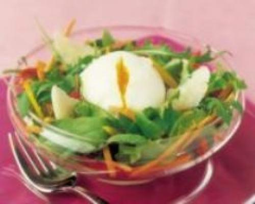 Oeufs pochés en salade folle de Amyel 2283 | Photo de Amyel 2283