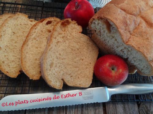 Pain de mie aux pommes et caramel (à la map) de Esther B | Photo de Estherb