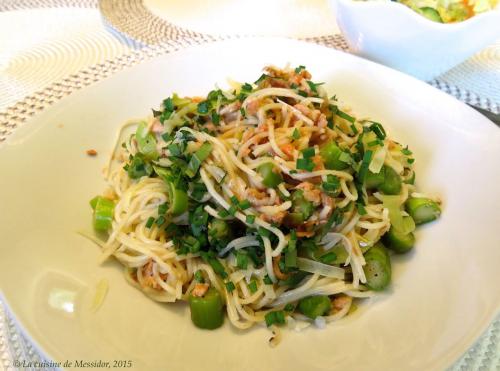 Pâtes fines au saumon, aux asperges et aux herbes de Messidor | Photo de Messidor