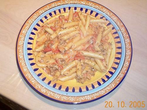 Penne dans une sauce crèmeuse avec saucisses italiennes de Mari12 | Photo de Mireille