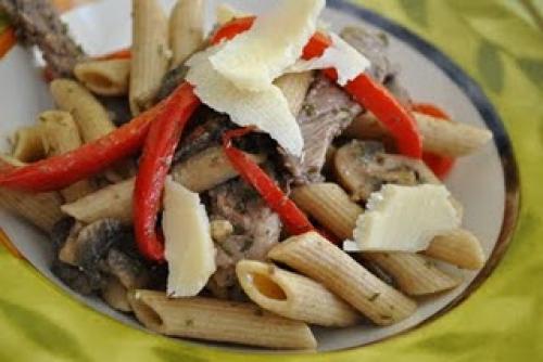 Pennes aux légumes et boeuf, au vin rouge de Wimzie  | Photo de Wimzie