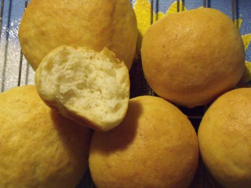 Petits pains au pomme de terre badigeonnés de beurre de Gingembresconfits | Photo de Gingembresconfits