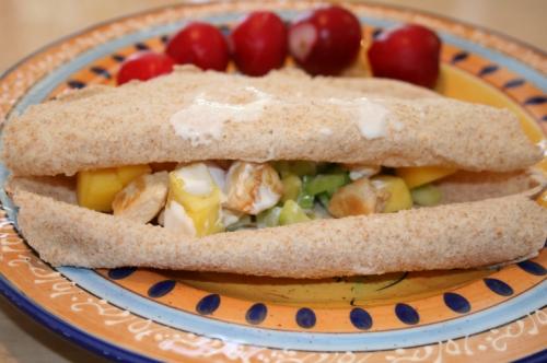 Pita à la salade de poulet et mangue de Mireille | Photo de Mireille