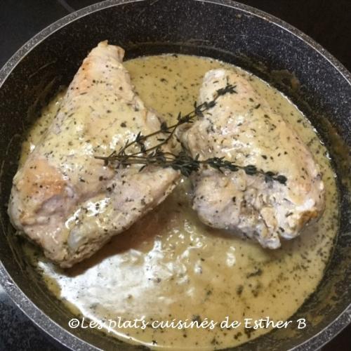 Poitrines de poulet poêlées avec sauce crémeuse de Esther B | Photo de Estherb