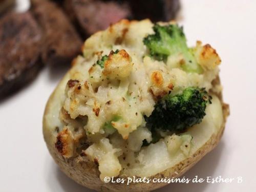 Pommes de terre farcies au brocoli et à la saucisse de Estherb | Photo de Estherb