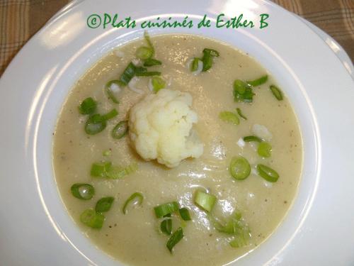 Potage de chou-fleur à l'échalote de Esther B | Photo de Estherb