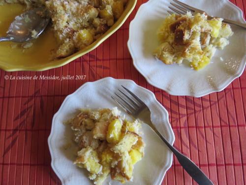 Pouding au pain à l'ananas et au chocolat blanc de Messidor | Photo de Messidor