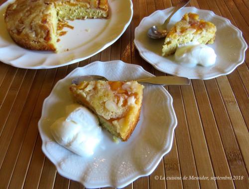 Renversé aux nectarines et au chocolat blanc + de Messidor | Photo de Messidor