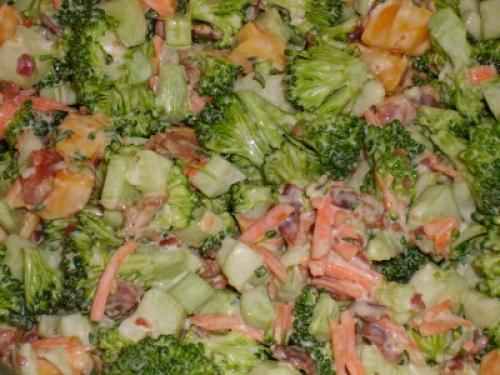 Salade de brocoli de Dune55 | Photo de PassionRecettes