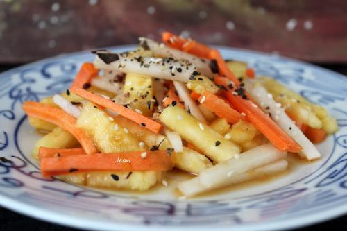 Salade de daïkon, carottes et ananas à l'asiatique | Photo de PassionRecettes