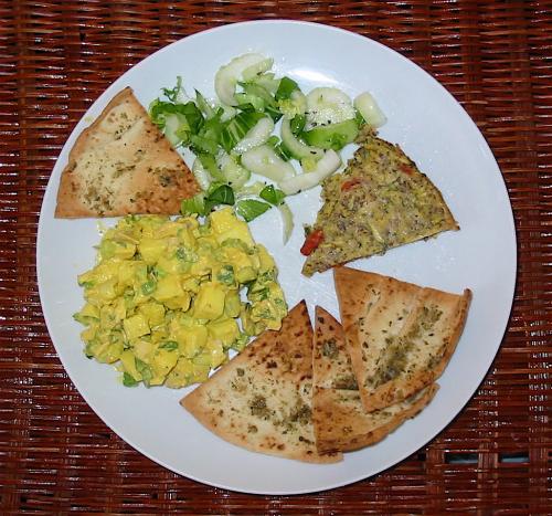 Salade de poulet (restes) et pitas grillés pour deux de Messidor | Photo de Messidor