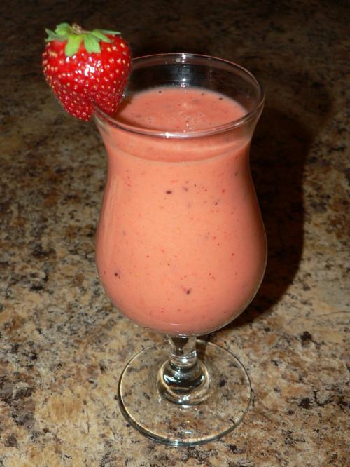 Smoothie aux fraises, kiwis, érable et vanille de Baddy | Photo de Baddy