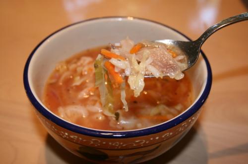 Soupe au chou de ma mère (avec bouillon de poulet) de Sukie | Photo de Mireille