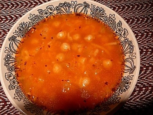 Soupe aux pois chiches et aux pâtes de Marilouise | Photo de Marilouise