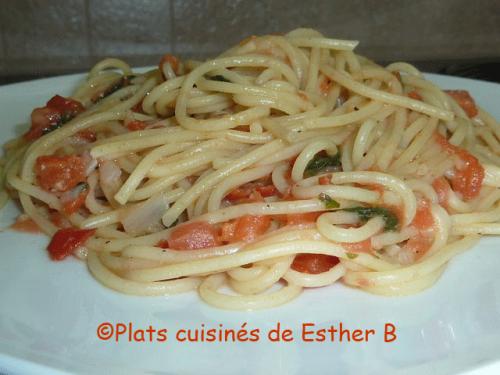 Spaghetti aux tomates fraîches et au basilic de Esther B | Photo de Estherb