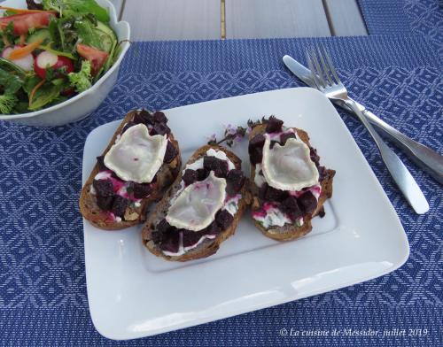 Tartines de betteraves au chèvre + de Messidor | Photo de Messidor