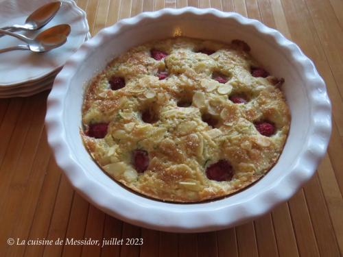 V 51- tarte paresseuse à la courgette, aux framboises et au chocolat blanc + de Messidor | Photo de Messidor