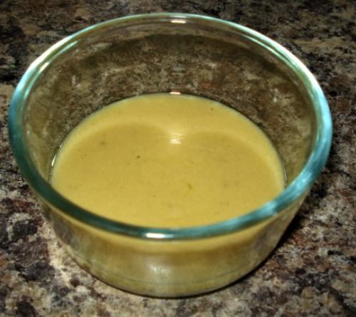 Vinaigrette à l'huile d'olive et vinaigre | Photo de PassionRecettes