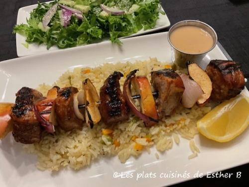 Brochettes de porc et pommes de Estherb