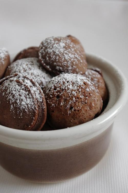 Aebleskiver / crêpes danoises chocolatées de Gingembresconfits | Photo de Gingembresconfits