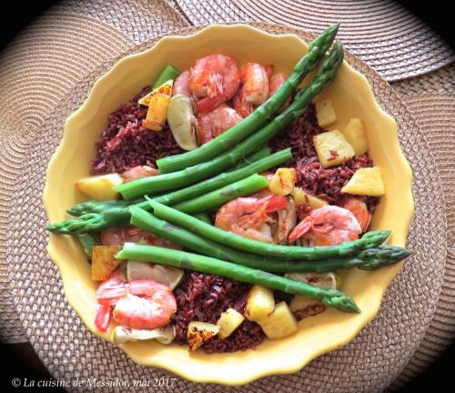 Assiette exquise aux asperges et aux crevettes + de Messidor | Photo de Messidor