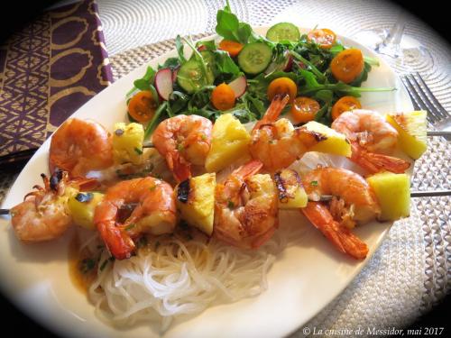 Brochettes de crevettes à l'ananas, sauce à l'orange + de Messidor | Photo de Messidor