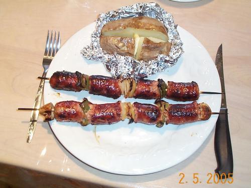 Brochettes de saucisses italiennes pour le bbq de Suzie | Photo de PassionRecettes