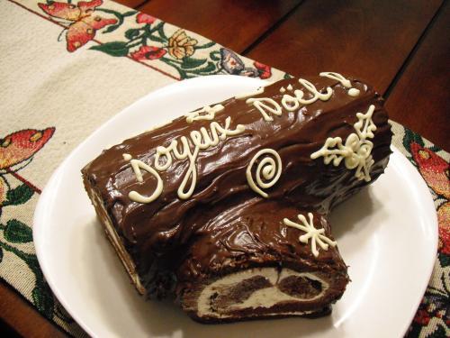 Bûche au chocolat et fromage a la crème faite par mon fils! de Karine B. | Photo de Karine b.