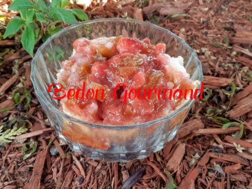 Pouding aux fraises et rhubarbe de Bedon Gourmand | Photo de Bedon gourmand