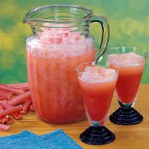 Punch à la rhubarbe | Photo de PassionRecettes