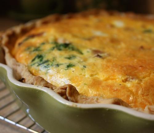 Quiche aux champignons, au poireau et au gruyère | Photo de PassionRecettes