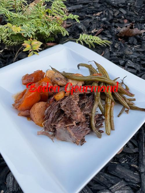 Rôti de palette au vin rouge et aux légumes racines de Bedon Gourmand | Photo de Bedon gourmand